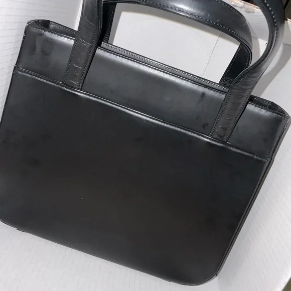 Authentic Vintage Burberry Black Leather Tote Bag – Nova Check Trim & Lining - Picture 3 of 11